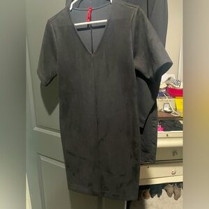 Never worn Spanx dress. Size small. Perfect LBD!